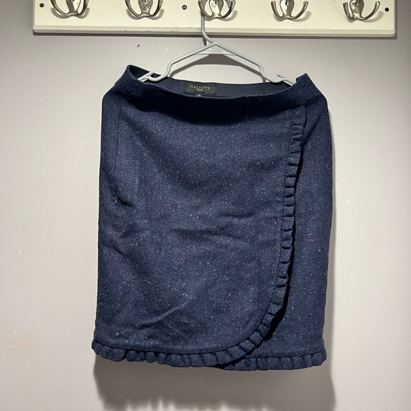 Dresses & Skirts - BEAUTIFUL BLUE SKIRT